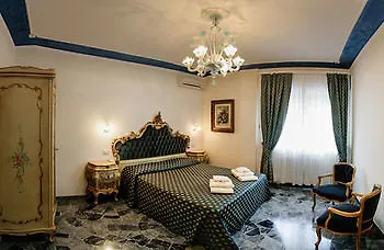 La Bauta Bed and Breakfast 3*